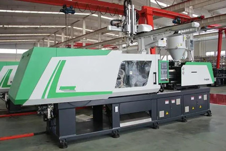 果筐注塑機(jī)大概賣多少錢一臺(tái)？幾萬到幾十萬不等！