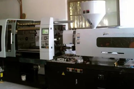 二手注塑機(jī)與新機(jī)的差別,如何分辨二手機(jī)好壞?