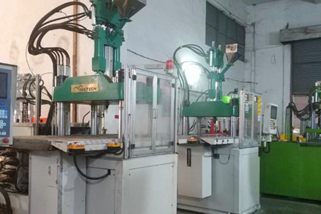 立式高速注塑機如何控制溫度?掌握這四點!